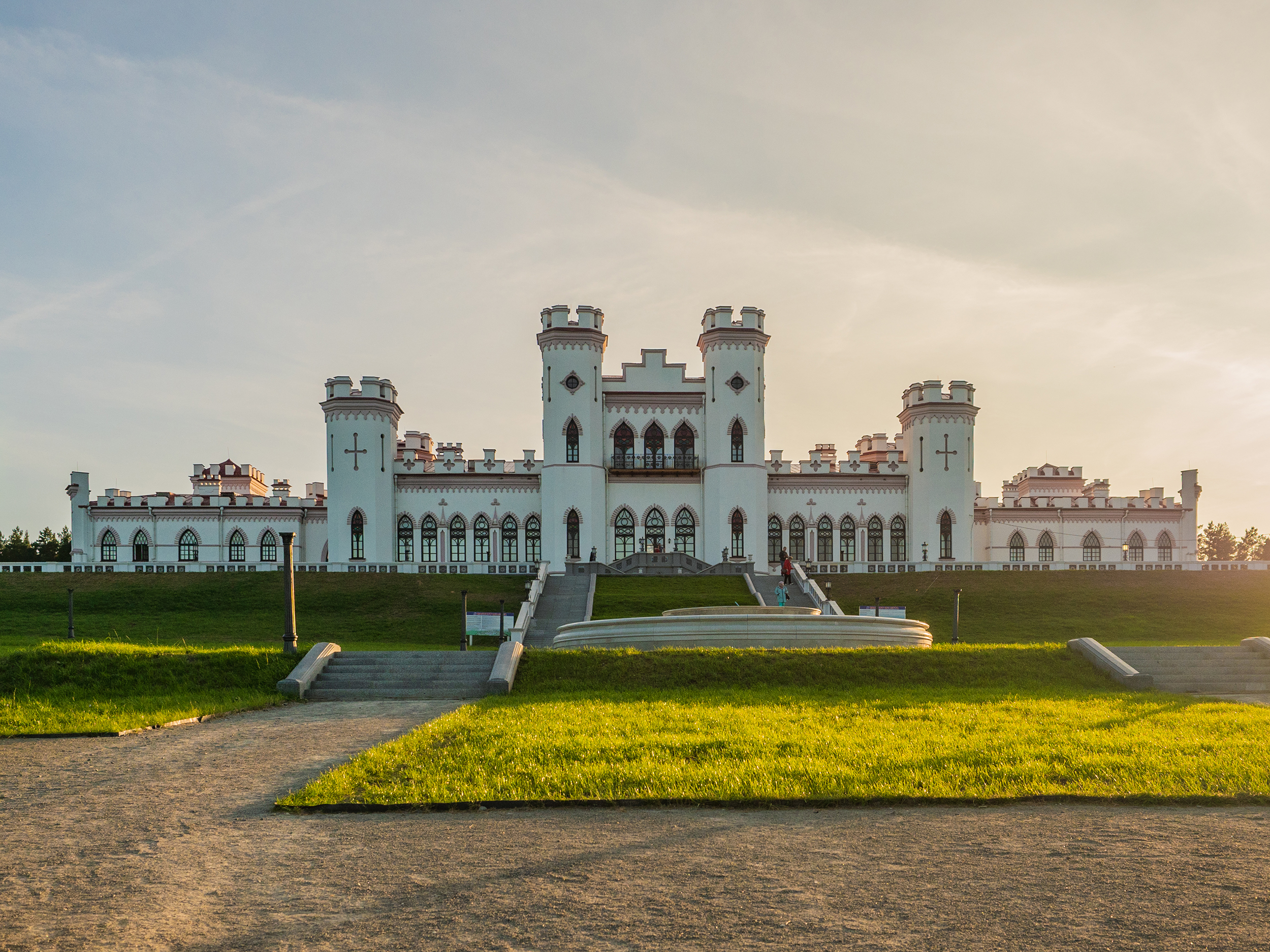 Дворец в Коссово Беларусь